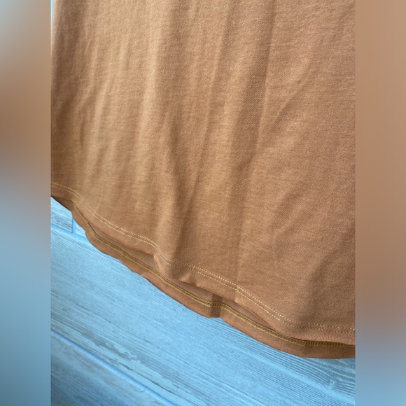 SHYANNE Cognac Pecan “WILDFLOWER” Tee - Picture 3 of 6